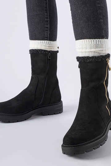 Botines acolchados negros... 2