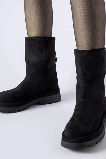 Botines acolchados negros... 2