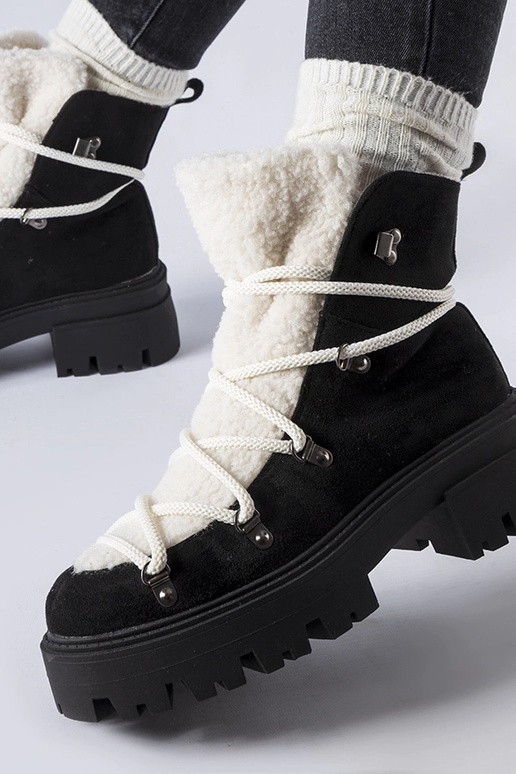 Obreros negros con lengua decorativa...