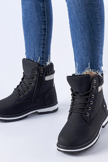 Trabajadores mate aislados...