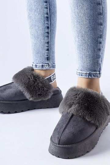 Zapatillas de estar por casa grises con elástico y pelo Sangro 2