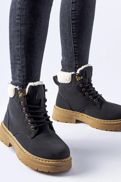 Trabajadores de Burgondi con...