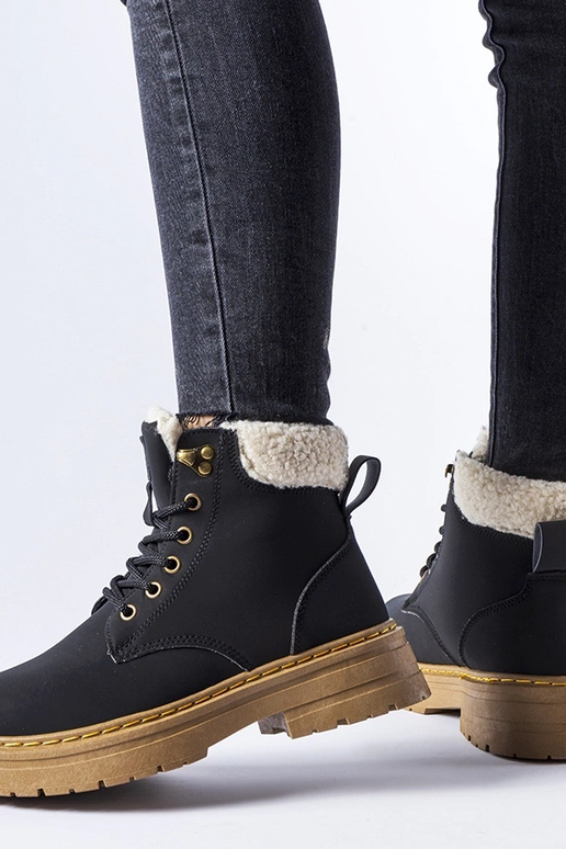 Trabajadores de Burgondi con...