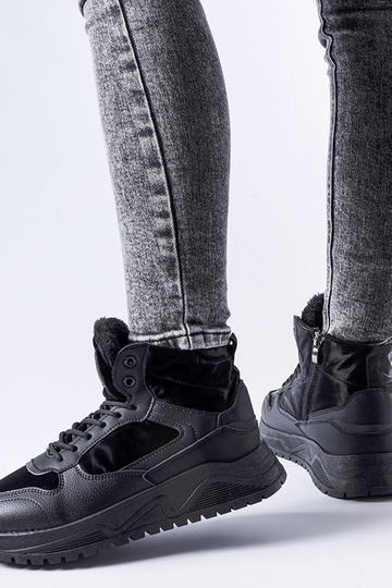 Zapatillas altas negras con aislamiento Malles 2