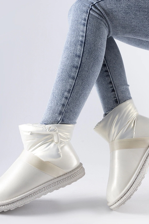 Botas de nieve cortas brillantes...