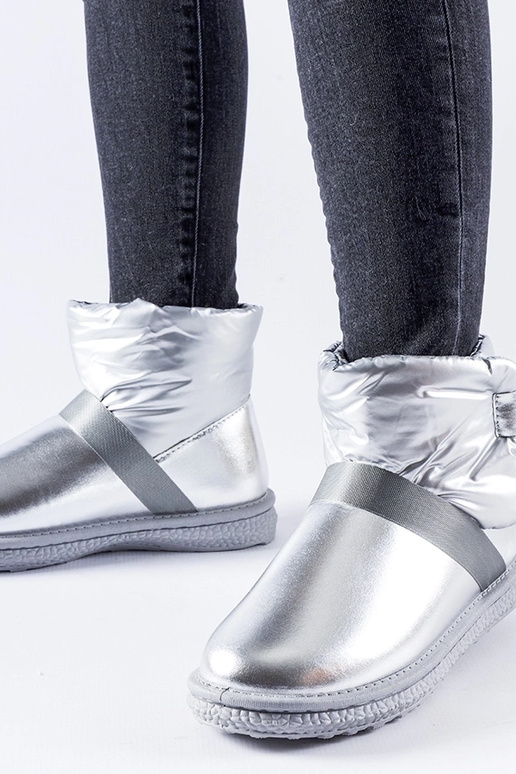 Botas de nieve cortas plateadas...