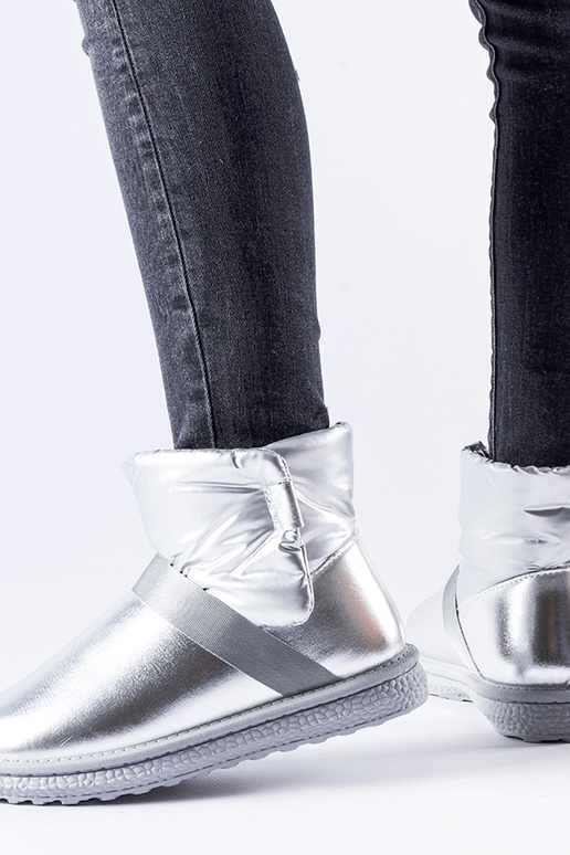 Botas de nieve cortas plateadas...