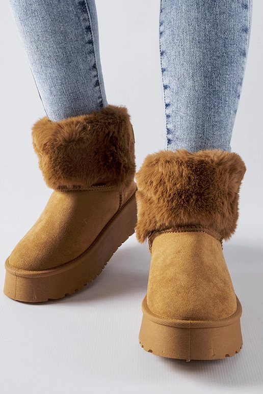 Botas de nieve decoradas con pelaje...