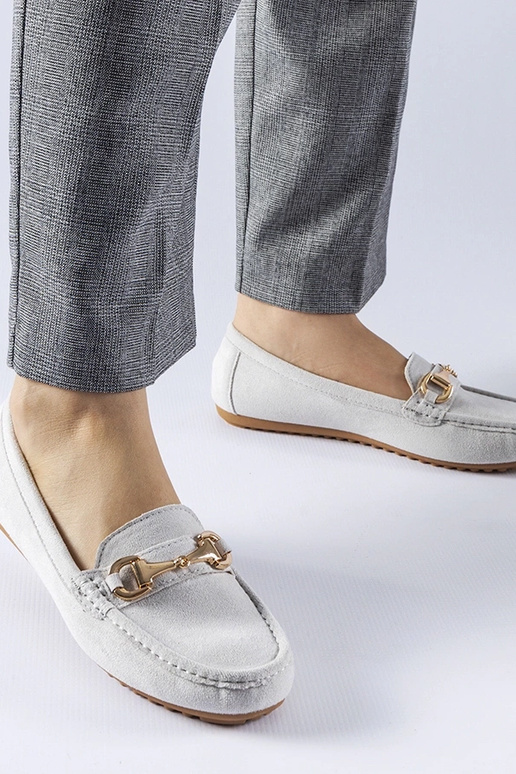 Mocasines grises decorados con...