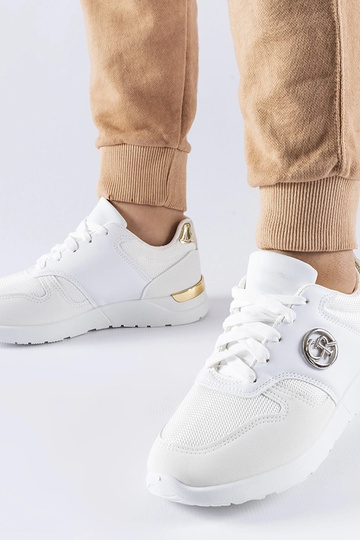 Zapatillas deportivas...