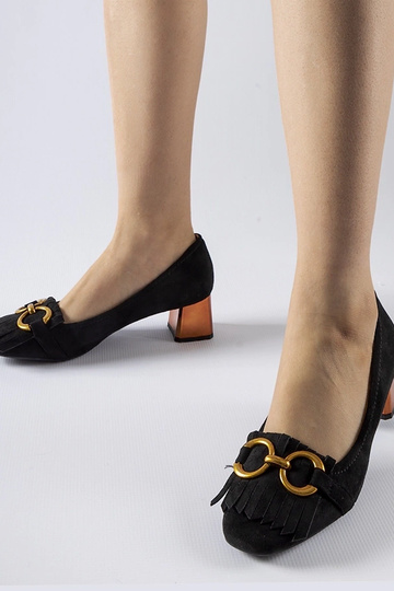Zapatos de salón negros con tacón de bloque de Basso