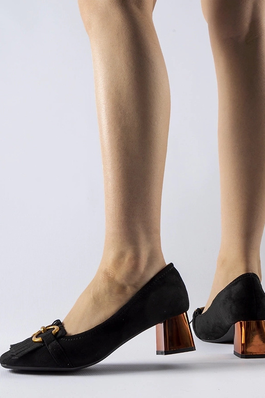 Zapatos de salón negros con tacón de...