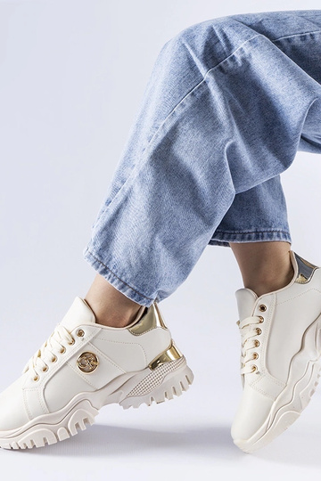 Zapatillas beige con suela Arpaia masiva 2