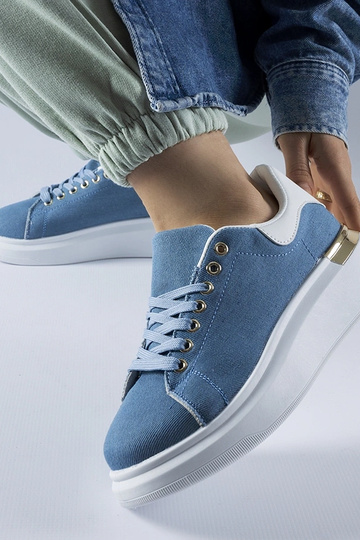 Zapatillas de plataforma Scuderlando en color azul marino