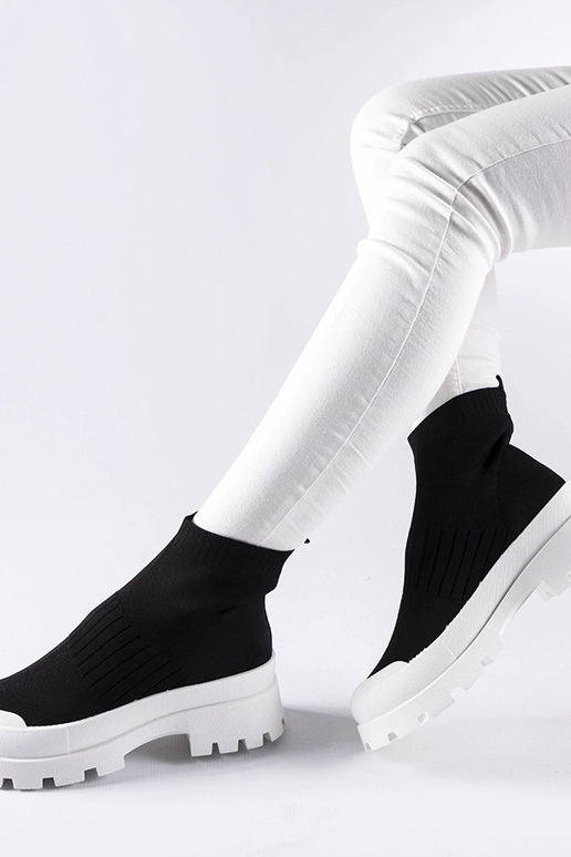 Zapatillas negras Varden con parte...