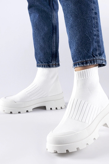 Zapatillas blancas con...