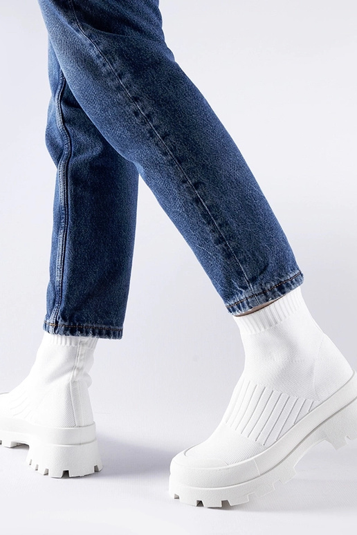 Zapatillas blancas con parte superior...