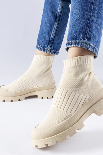 Zapatillas de deporte Varden beige con parte superior elástica 2