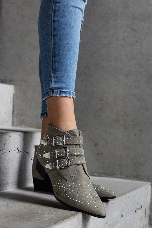 Botines decorativos verdes con tacón...