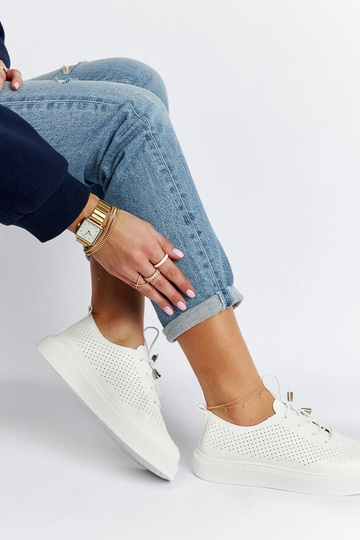 Zapatillas blancas perforadas Laytonville 2