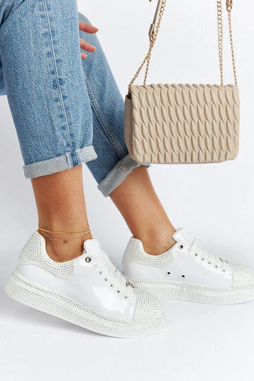 Zapatillas blancas con circonitas GOE NN2N4011