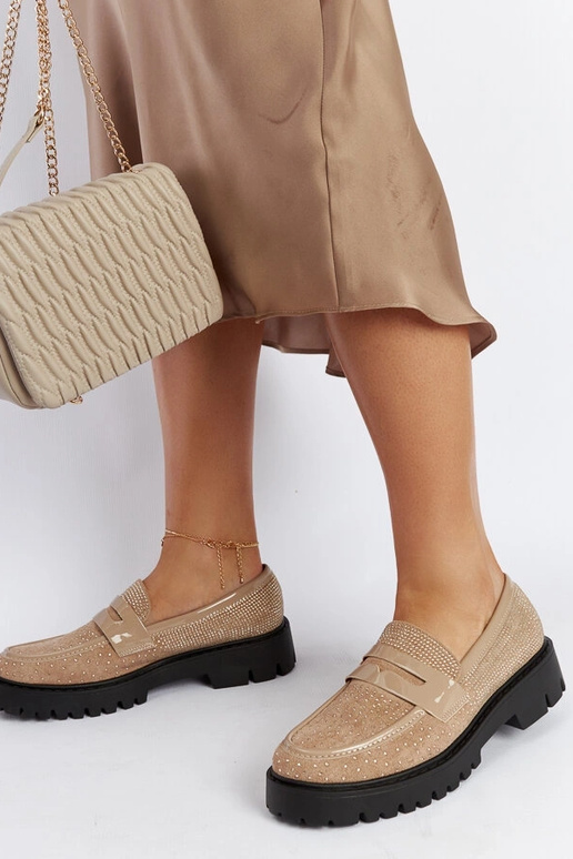 Mocasines beige decorados con...