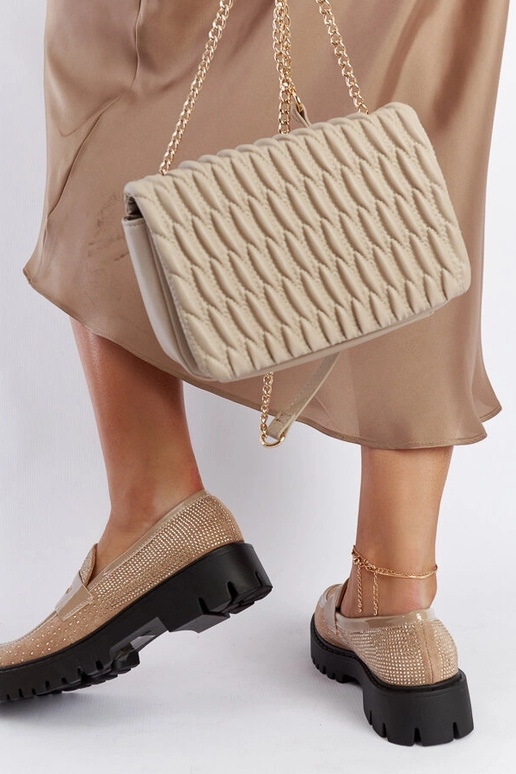 Mocasines beige decorados con...