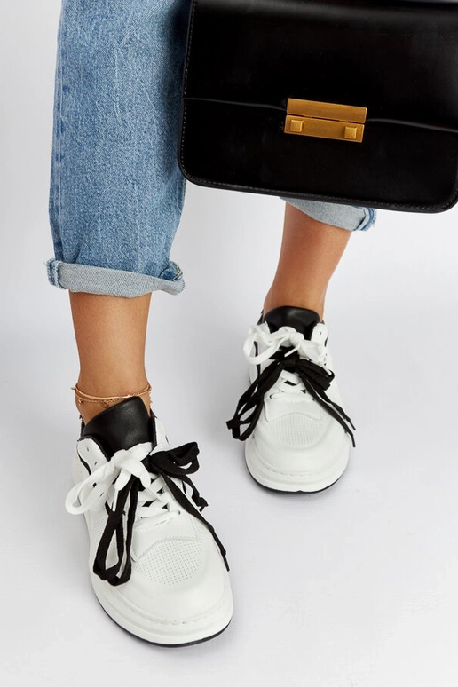 Zapatillas blanco y negro Galdino