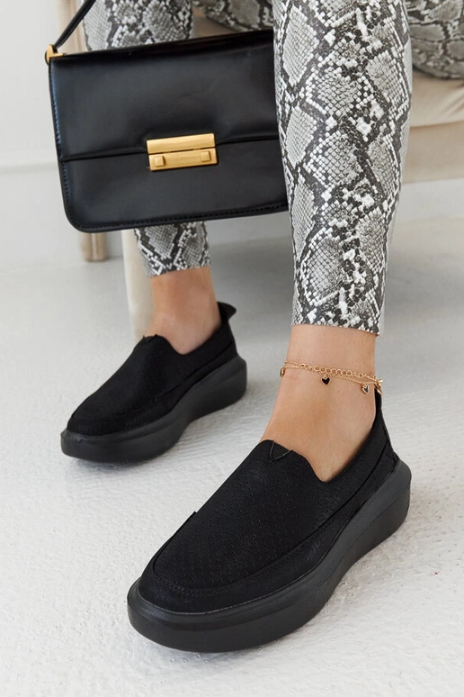 Zapatos de mujer negros calados, sin...