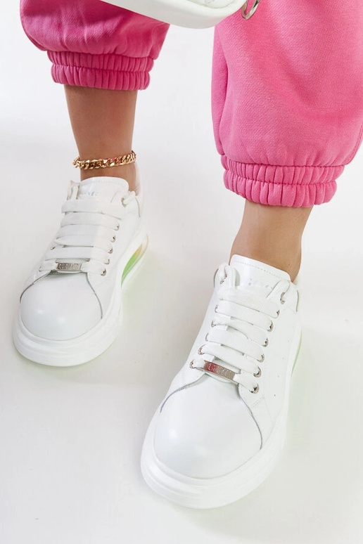 Zapatillas blancas con plataforma GOE...
