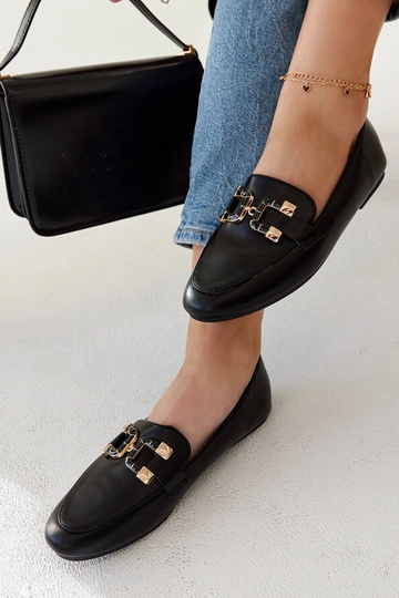 Mocasines negros con hebilla Comerio 2