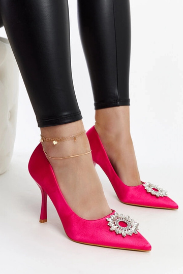 Stilettos satinados rosas con circonitas de Susegana 2