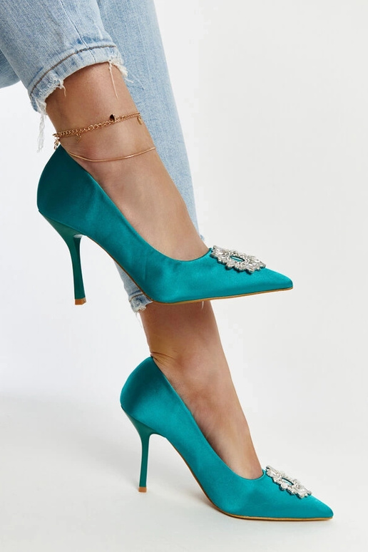 Stilettos de satén verde con...