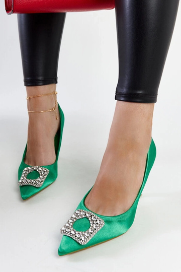 Stilettos satinados verdes con circonitas Clemente