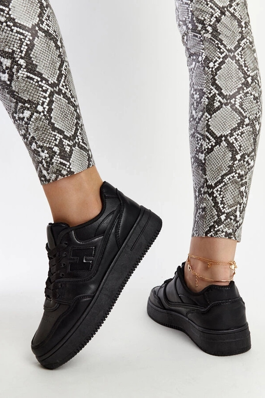 Zapatillas negras con plataforma Mentha