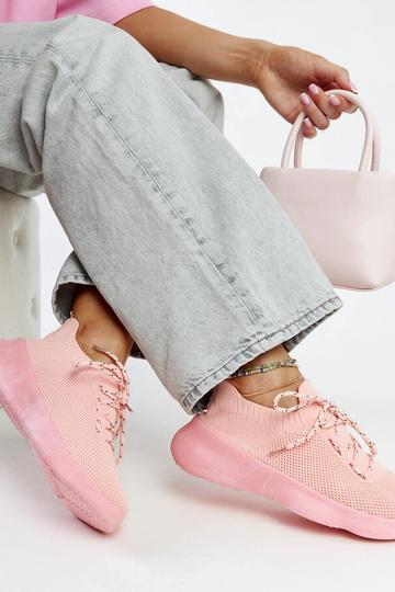 Zapatillas deportivas rosas... 2