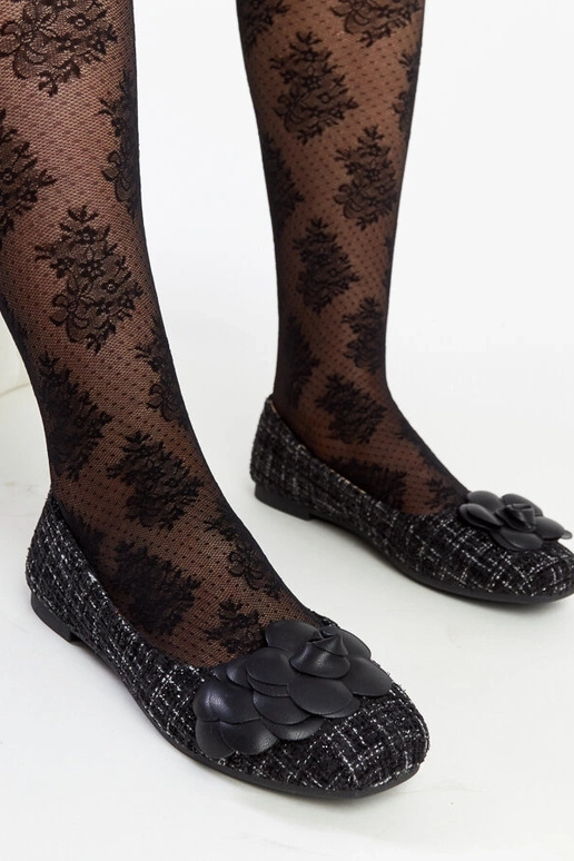 Bailarinas negras con flor decorativa... Bailarinas negras con flor decorativa...