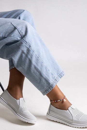 Zapatos de cuero gris claro... 2