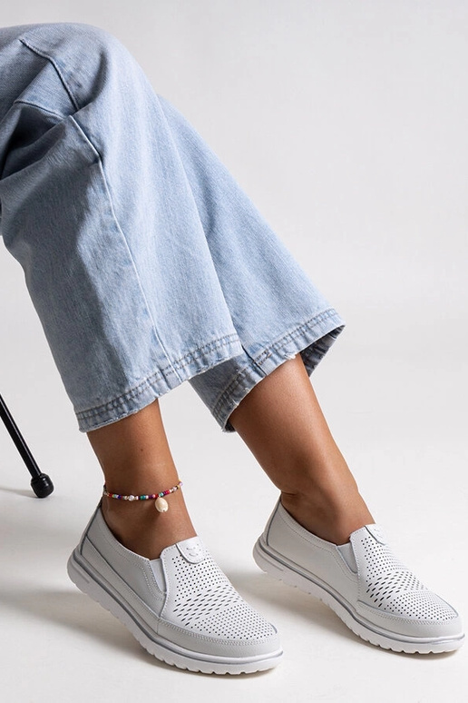 Zapatos de cuero gris claro Vinceza