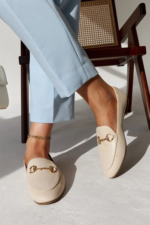 Mocasines beige con hebilla Erminia