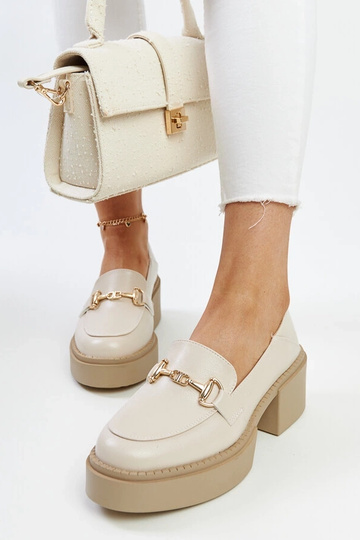 Zapatos de tacón alto de piel sintética beige Vinceza 2