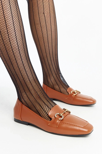 Mocasines con hebilla Areebah en color marrón