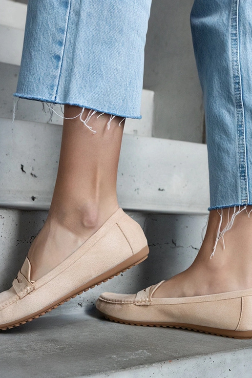 Mocasines color arena de ante...