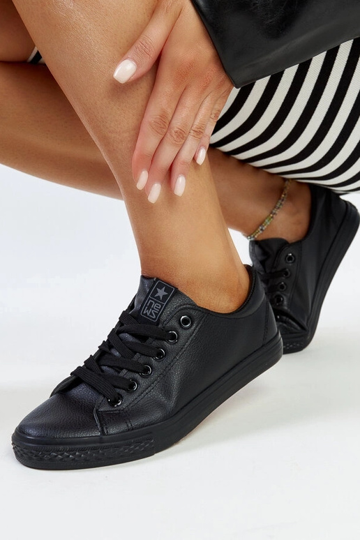 Zapatillas deportivas negras de piel...