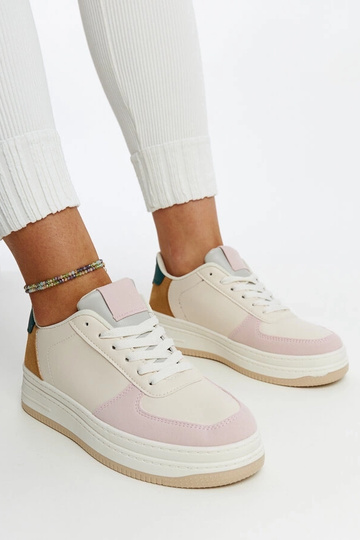 Zapatillas de plataforma Cvita en tonos pastel 2