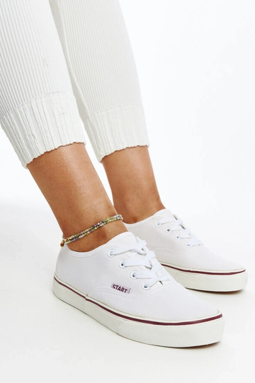 Zapatillas clásicas blancas Erla 2
