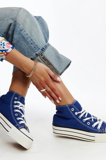 Zapatillas altas azules con suela gruesa Bagy 2