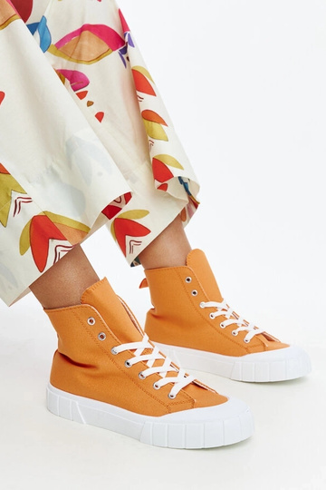 Zapatillas altas de color naranja Vinka 2