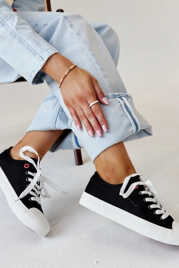 Zapatillas de mujer de tela negra CROSS JEANS 2