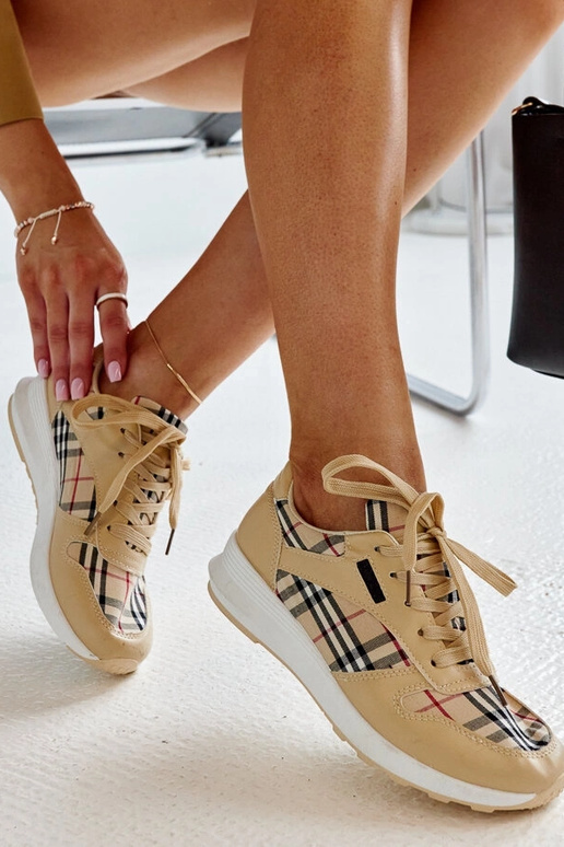 Zapatillas Afifah de cuadros beige